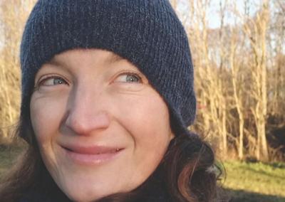 Aušrinė Benediktavičiūtė – želdinimo specialistė, arboristų asociacijos narė – tikisi, kad Anykščiuose pavyks suburti nemažą bendraminčių sodininkų grupę. Asmeninio albumo nuotr.